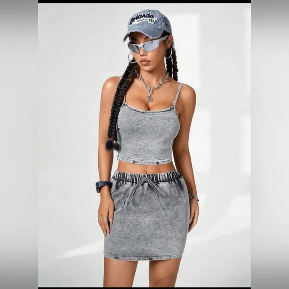 New Skirt Outfit Size S - Picture 2 of 8